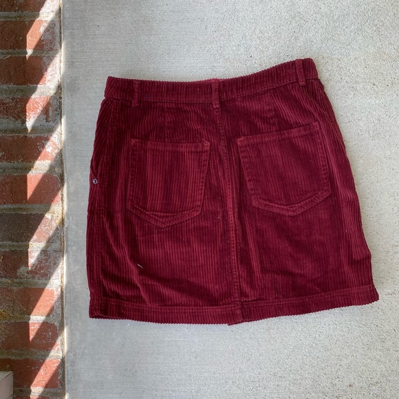 || A & F || Corduroy Skirt - Picture 4 of 4